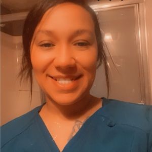 Meet your Posher, Monique